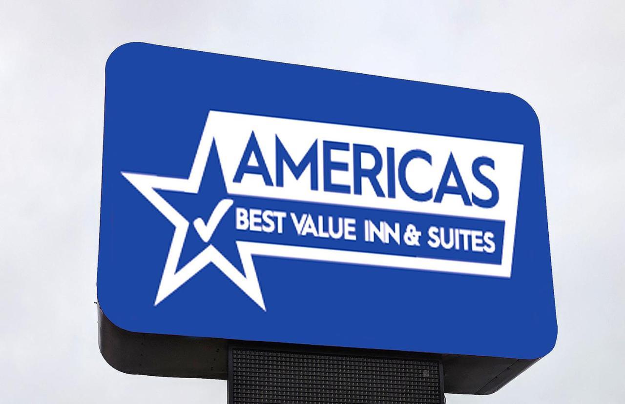 Americas Best Value Inn Чипуа Фолс Екстериор снимка